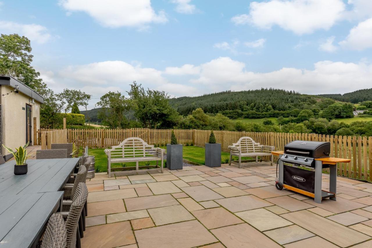 The Grousemoor - North Wales Luxury 7 Bedroom Holiday Rental 란데글라 외부 사진