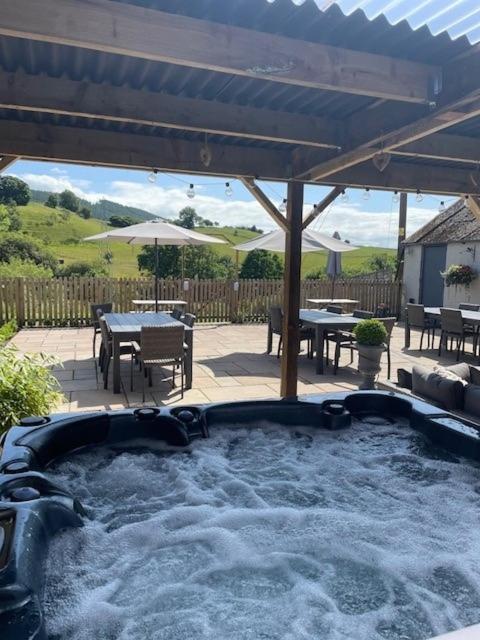 The Grousemoor - North Wales Luxury 7 Bedroom Holiday Rental 란데글라 외부 사진