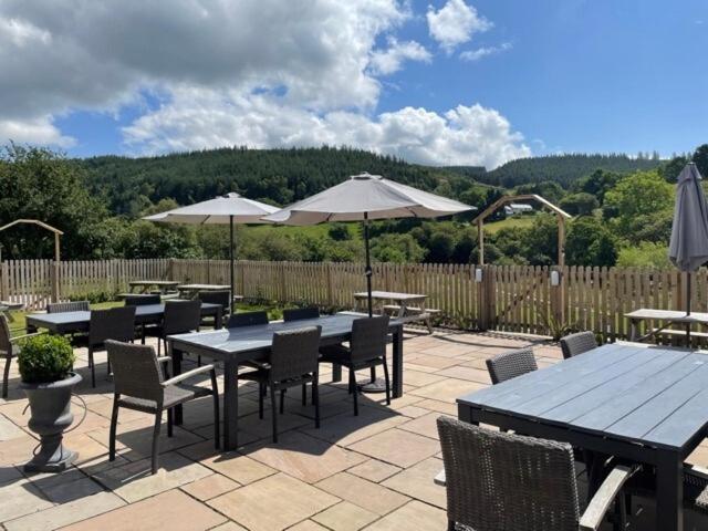 The Grousemoor - North Wales Luxury 7 Bedroom Holiday Rental 란데글라 외부 사진